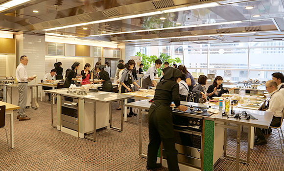 写真:スタジオ全体の様子