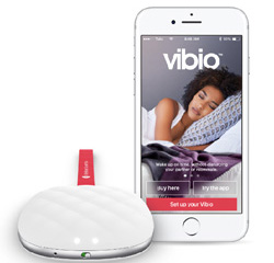 写真：Vibioとスマートフォンのアプリ画面