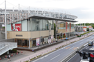 写真：隣接した飲食店の様子