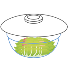 イラスト：加熱されたキャベツと豚バラ肉が入った耐熱ボウルの上に底の浅い皿をかぶせている