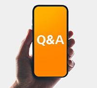 写真：「Ｑ＆Ａ」と表示されたスマートフォンの画面