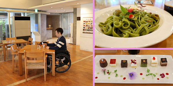 写真：木目調のテーブル席、季節のパスタと色とりどりの小ぶりなケーキたちが並んでいる