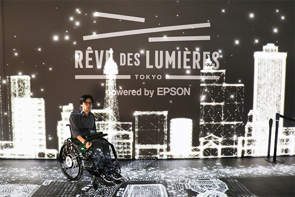 写真：「REVE　DES　LUMIERES」入口